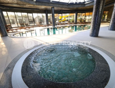 Luxury apartment 1+1, 50m², in a new premium complex on the first coastline in Kargicak.-id-2759-photo-2