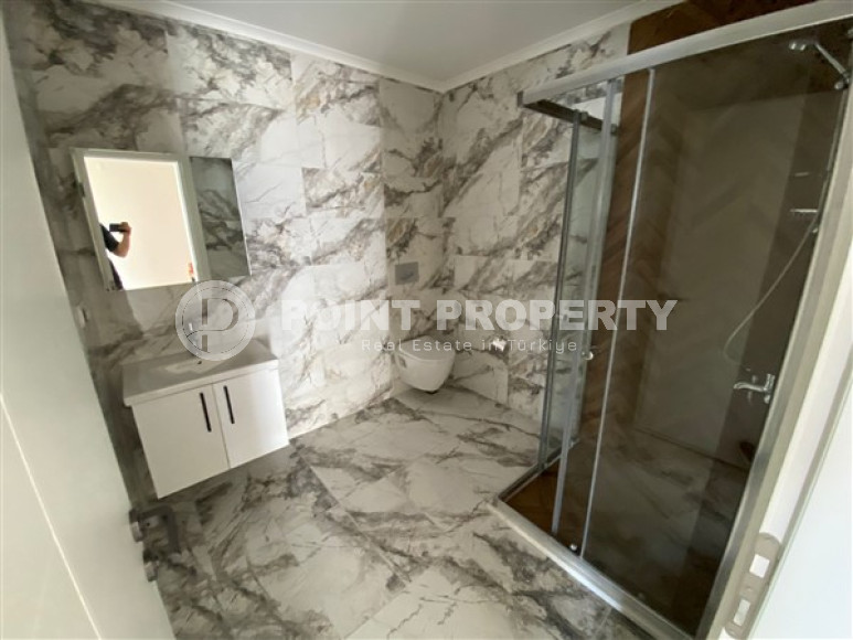 New two-level five-room apartment, in a low-rise complex (2022) Kestel, Alanya-id-2760-photo-17