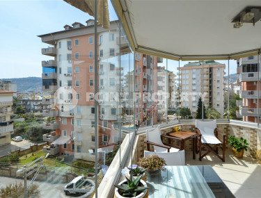 Luxurious and spacious furnished four-room apartment 3+1 with an area of 260 m2 in a residential complex in the very center of Alanya, 900 meters from the sea-id-1243-photo-4