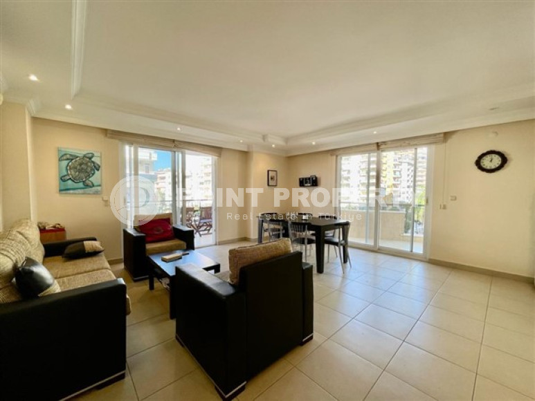 Furnished three-room apartment, 125m², 200m from the sea in the center of Mahmutlar, Alanya-id-2762-photo-6