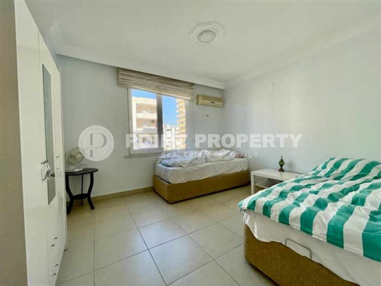 Furnished three-room apartment, 125m², 200m from the sea in the center of Mahmutlar, Alanya-id-2762-photo-9