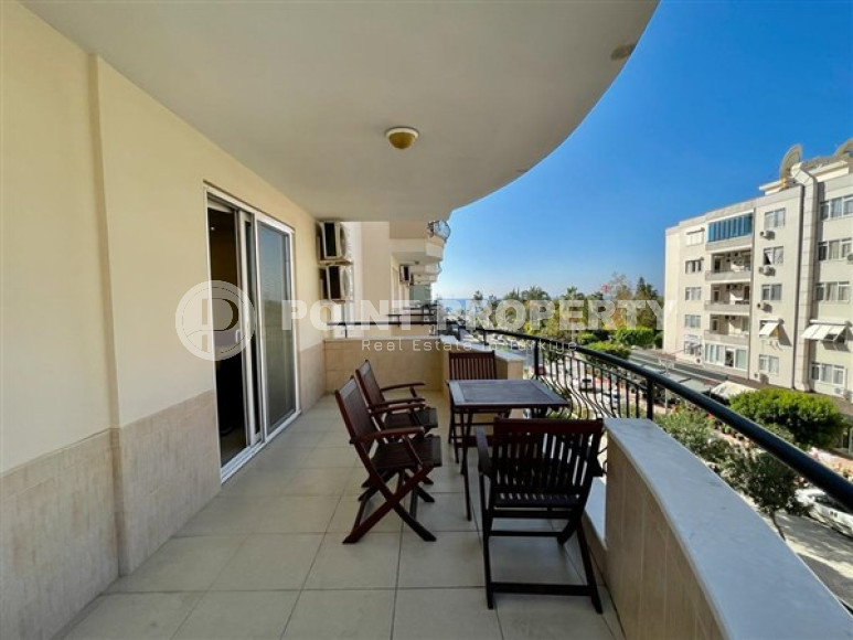 Furnished three-room apartment, 125m², 200m from the sea in the center of Mahmutlar, Alanya-id-2762-photo-12