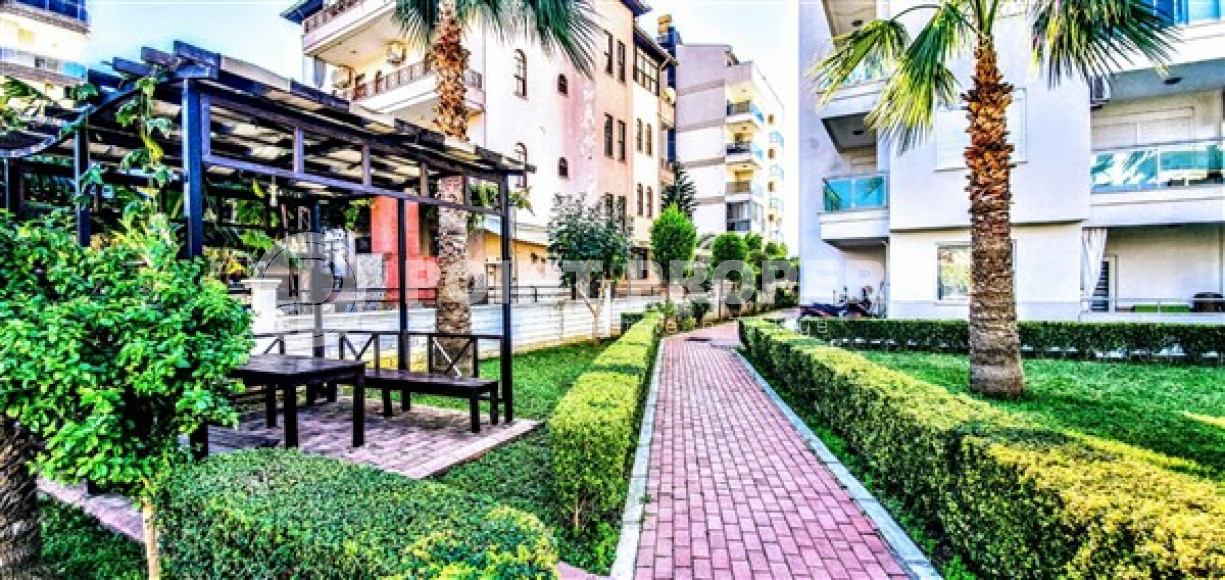 Первая береговая линия в Кестеле: меблированный пентхаус с тремя спальнями, 140м²-id-2763-фото-20