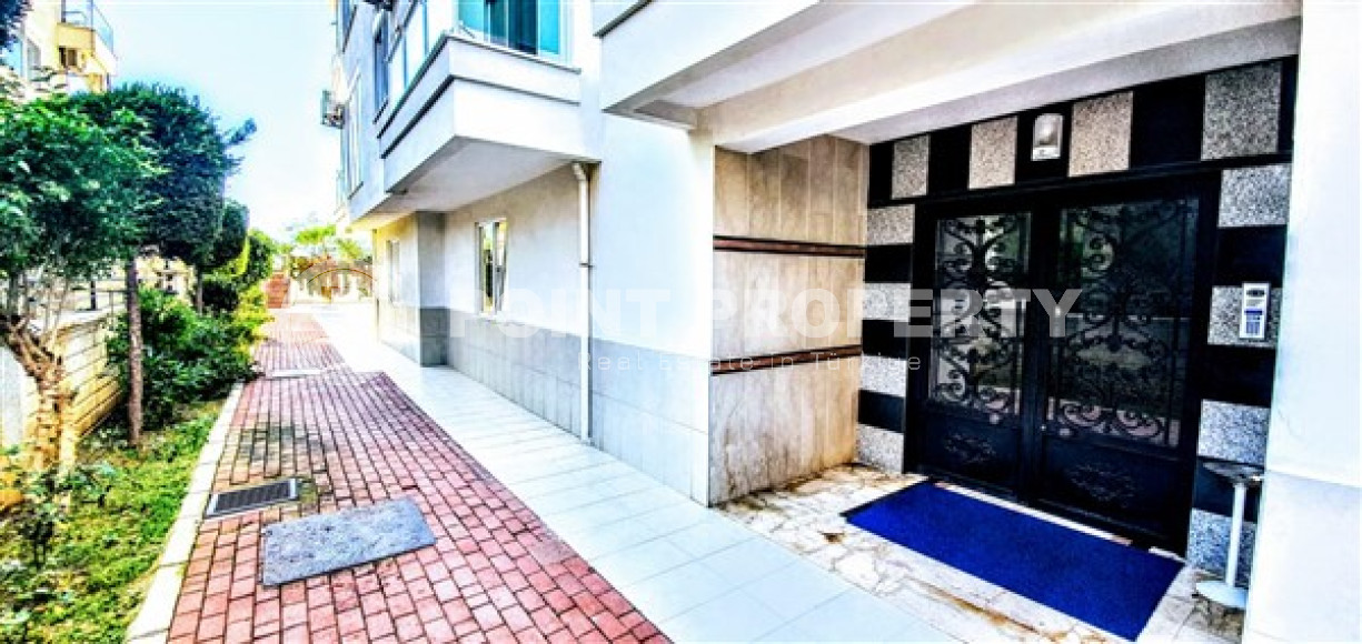 Первая береговая линия в Кестеле: меблированный пентхаус с тремя спальнями, 140м²-id-2763-фото-21