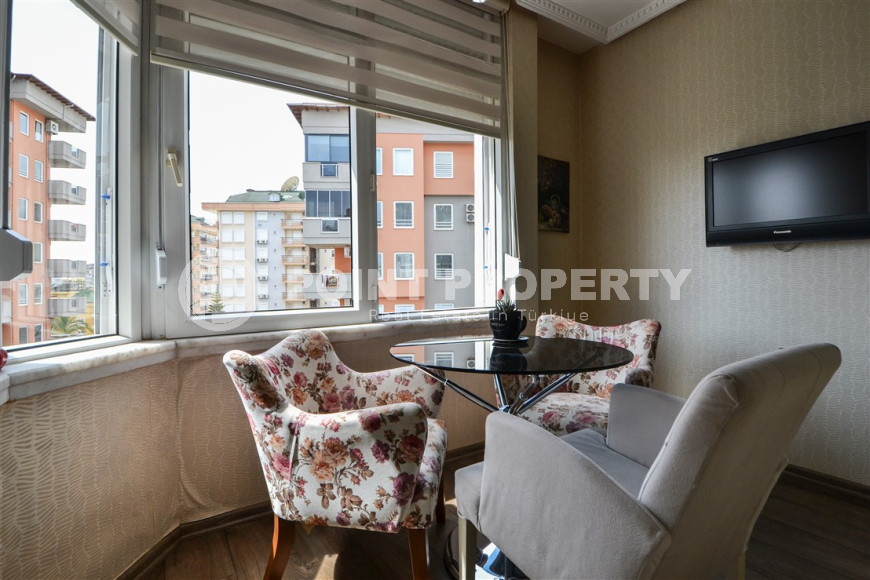 Шикарные и просторные меблированные четырехкомнатные апартаменты 3+1 площадью 260 м2 в жилом комплексе в самом центре Аланьи, в 900 метрах от моря-id-1243-фото-14