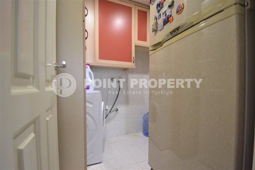 Шикарные и просторные меблированные четырехкомнатные апартаменты 3+1 площадью 260 м2 в жилом комплексе в самом центре Аланьи, в 900 метрах от моря-id-1243-фото-17