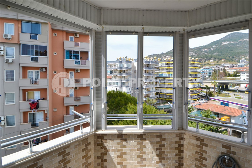 Шикарные и просторные меблированные четырехкомнатные апартаменты 3+1 площадью 260 м2 в жилом комплексе в самом центре Аланьи, в 900 метрах от моря-id-1243-фото-25