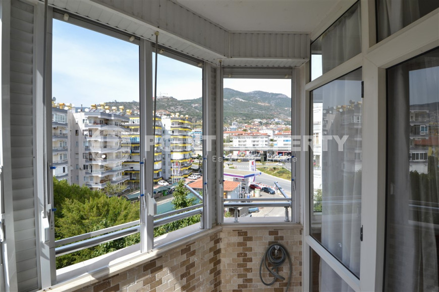 Шикарные и просторные меблированные четырехкомнатные апартаменты 3+1 площадью 260 м2 в жилом комплексе в самом центре Аланьи, в 900 метрах от моря-id-1243-фото-26