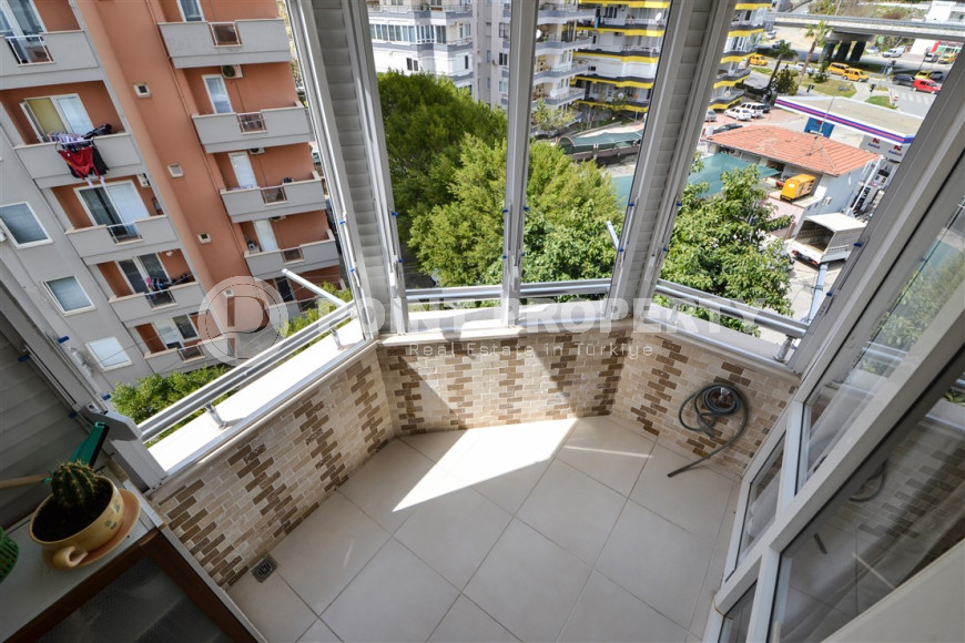 Шикарные и просторные меблированные четырехкомнатные апартаменты 3+1 площадью 260 м2 в жилом комплексе в самом центре Аланьи, в 900 метрах от моря-id-1243-фото-27