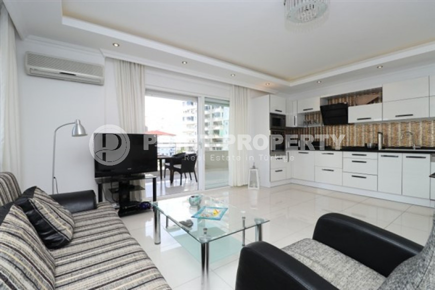 Clean and comfortable apartment 2+1, Mahmutlar, Alanya, with two balconies, sea and mountain views-id-2772-photo-3