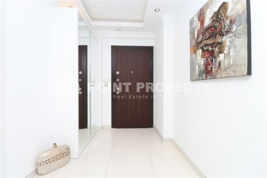 Clean and comfortable apartment 2+1, Mahmutlar, Alanya, with two balconies, sea and mountain views-id-2772-photo-7