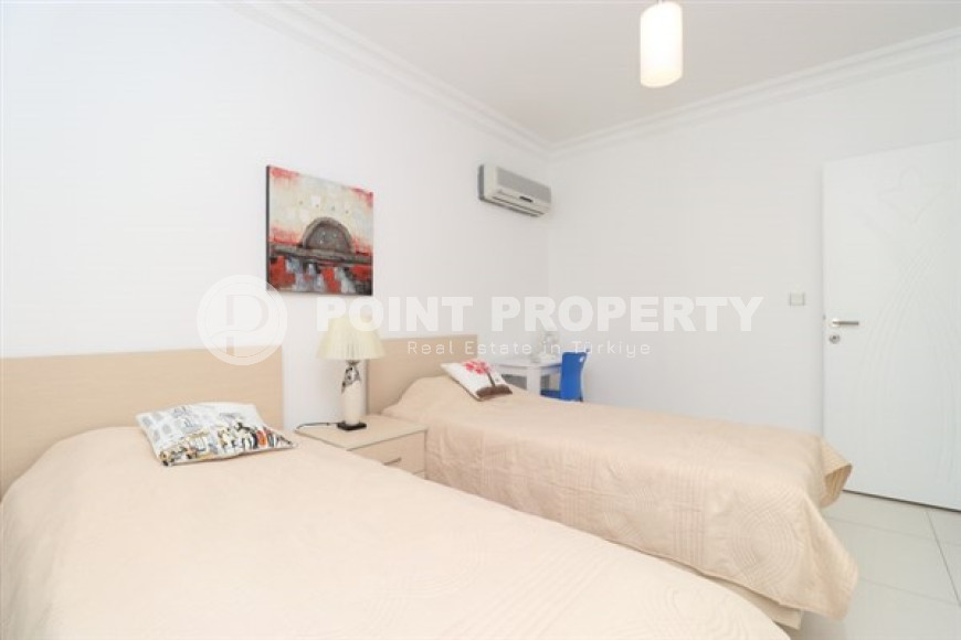 Clean and comfortable apartment 2+1, Mahmutlar, Alanya, with two balconies, sea and mountain views-id-2772-photo-11