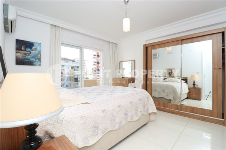 Clean and comfortable apartment 2+1, Mahmutlar, Alanya, with two balconies, sea and mountain views-id-2772-photo-12