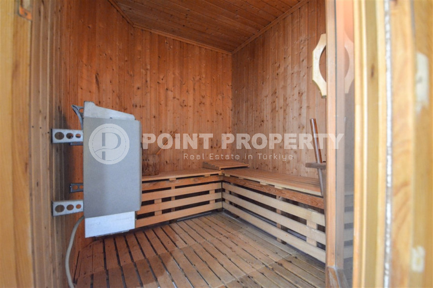 Шикарные и просторные меблированные четырехкомнатные апартаменты 3+1 площадью 260 м2 в жилом комплексе в самом центре Аланьи, в 900 метрах от моря-id-1243-фото-31