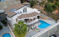 Luxurious four-bedroom private villa, 350m², on the slopes of the Taurus Mountains in Alanya - Tepe-id-2773-photo-42