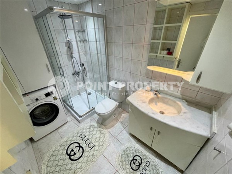 Bright, pleasant apartment of 110 m2, in the Oba area, Alanya, with two bathrooms, balconies overlooking the Mediterranean Sea-id-2776-photo-17