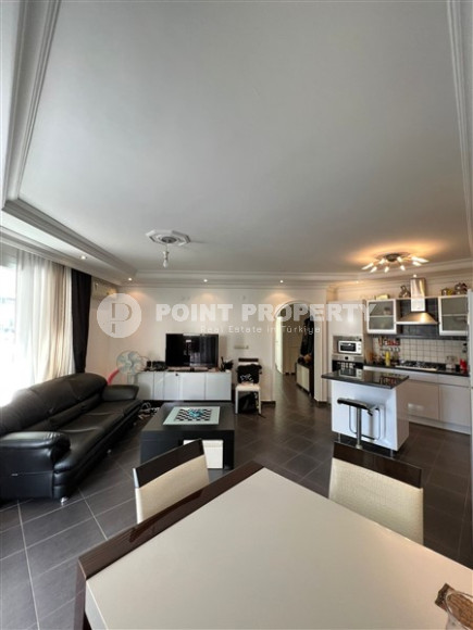 Cozy three-room apartment, 110m², in a comfortable residence 800m from the sea in Oba, Alanya-id-2778-photo-6