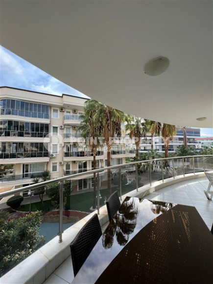 Cozy three-room apartment, 110m², in a comfortable residence 800m from the sea in Oba, Alanya-id-2778-photo-16