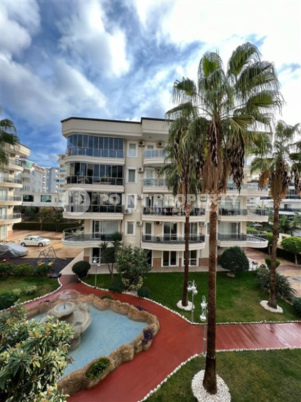 Cozy three-room apartment, 110m², in a comfortable residence 800m from the sea in Oba, Alanya-id-2778-photo-21