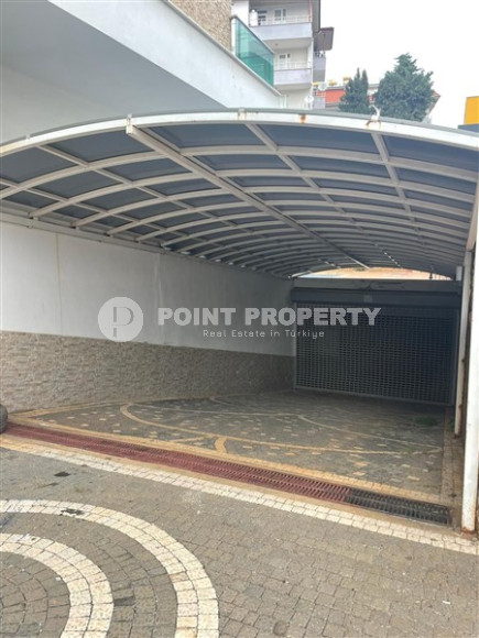 Two bedroom apartment, 150m², with separate kitchen in a complex with a swimming pool in Lower Oba, Alanya-id-2779-photo-4