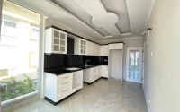 Two bedroom apartment, 150m², with separate kitchen in a complex with a swimming pool in Lower Oba, Alanya-id-2779-photo-7