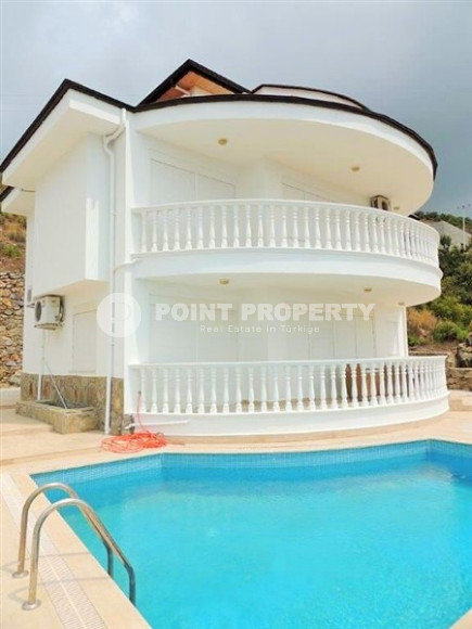 Меблированная вилла 4+1, 200м², с отличными видами в районе Алании – Каргыджак в 1500м от моря-id-2780-фото-2