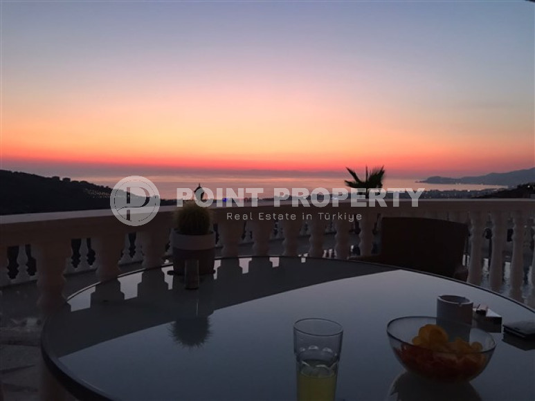 Меблированная вилла 4+1, 200м², с отличными видами в районе Алании – Каргыджак в 1500м от моря-id-2780-фото-24