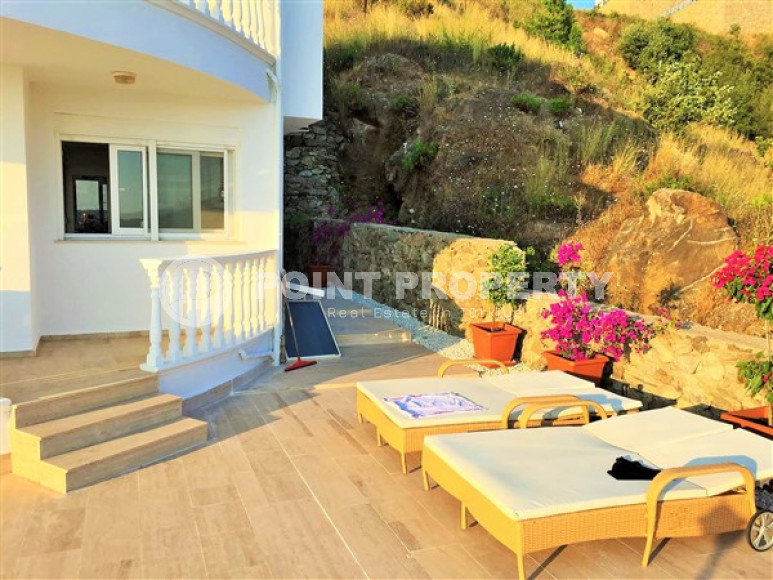 Меблированная вилла 4+1, 200м², с отличными видами в районе Алании – Каргыджак в 1500м от моря-id-2780-фото-27