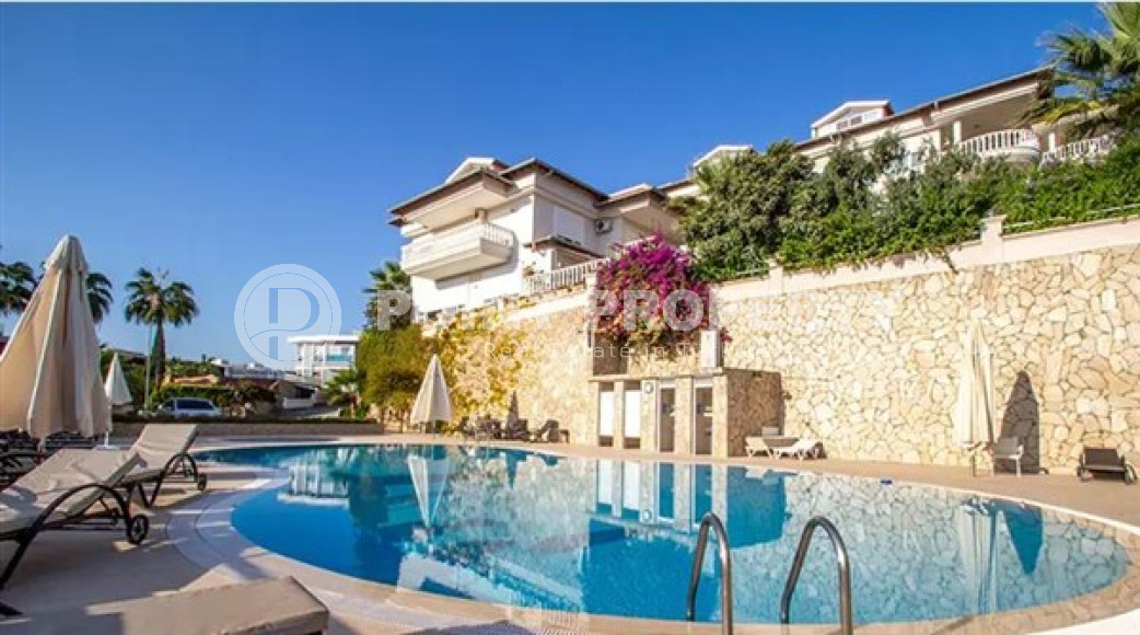 Cozy apartment in Konakli area, with 2 balconies and sea views, area 100 m2-id-2782-photo-2