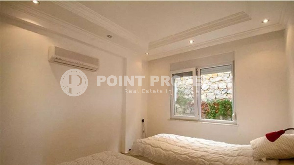 Cozy apartment in Konakli area, with 2 balconies and sea views, area 100 m2-id-2782-photo-8