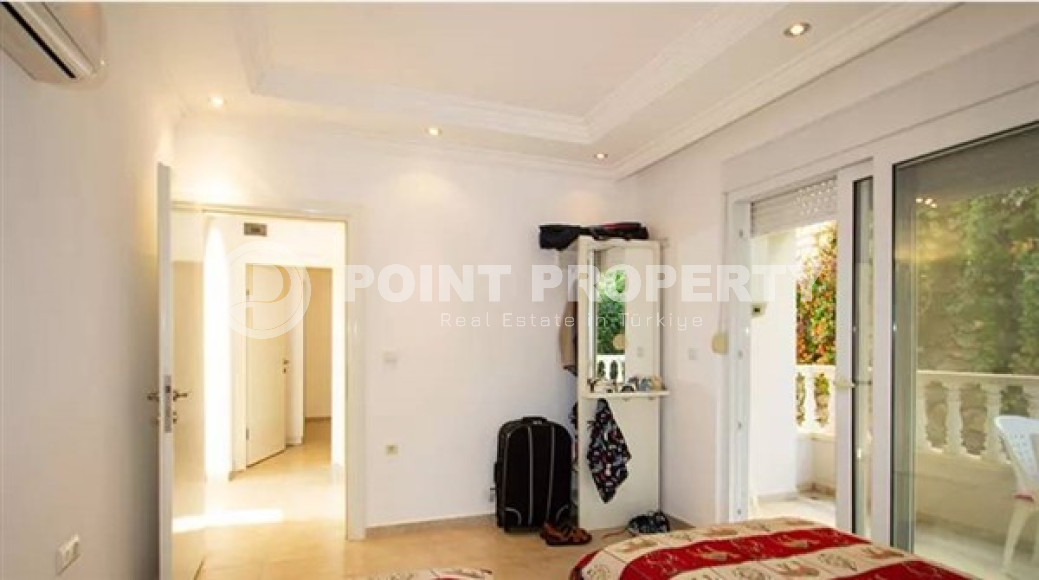 Cozy apartment in Konakli area, with 2 balconies and sea views, area 100 m2-id-2782-photo-16