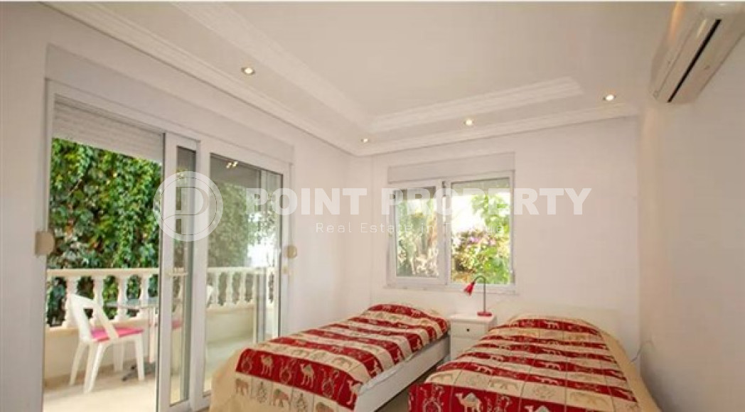 Cozy apartment in Konakli area, with 2 balconies and sea views, area 100 m2-id-2782-photo-20
