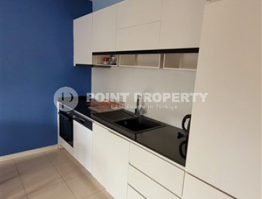 Elegant and small two-room apartment in the lower Oba area, Alanya, 150 meters from the sea, in a five-story complex with 24-hour security-id-2784-photo-4