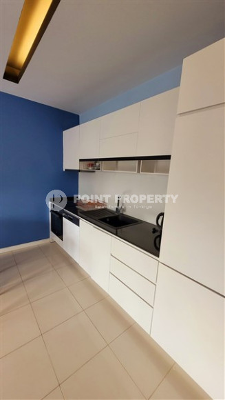 Elegant and small two-room apartment in the lower Oba area, Alanya, 150 meters from the sea, in a five-story complex with 24-hour security-id-2784-photo-4