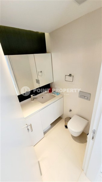 Elegant and small two-room apartment in the lower Oba area, Alanya, 150 meters from the sea, in a five-story complex with 24-hour security-id-2784-photo-14