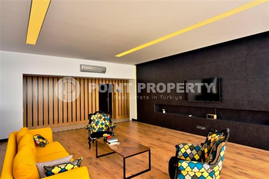 Elegant and small two-room apartment in the lower Oba area, Alanya, 150 meters from the sea, in a five-story complex with 24-hour security-id-2784-photo-21