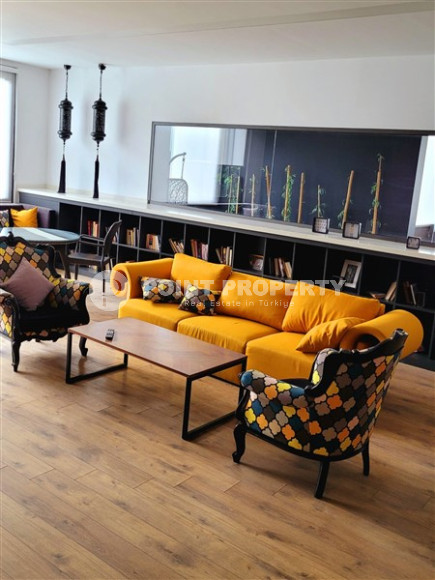 Elegant and small two-room apartment in the lower Oba area, Alanya, 150 meters from the sea, in a five-story complex with 24-hour security-id-2784-photo-29