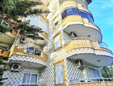 Penthouse 4+1, 175 m2, in the Oba area, Alanya, on the 4th floor leading to the roof, furnished-id-2786-photo-2