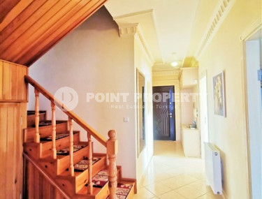 Penthouse 4+1, 175 m2, in the Oba area, Alanya, on the 4th floor leading to the roof, furnished-id-2786-photo-5