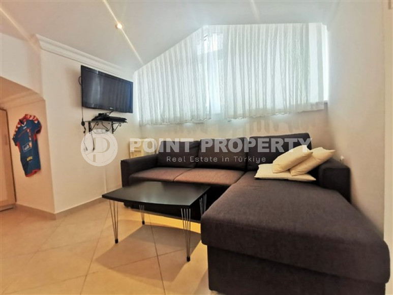 Colorful five-room duplex, 195 m2, 450 meters from the sea, Oba district, Alanya-id-2787-photo-7