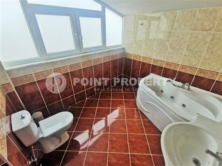 Colorful five-room duplex, 195 m2, 450 meters from the sea, Oba district, Alanya-id-2787-photo-13