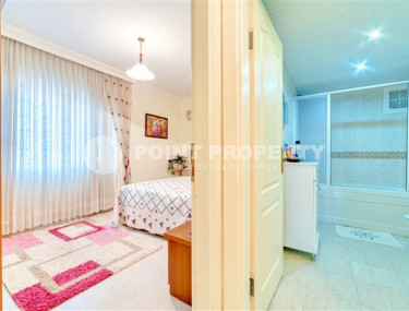 Atmospheric three-room apartment 120 m2, Alanya, lower Oba, in a low-rise complex from a famous developer-id-2789-photo-3