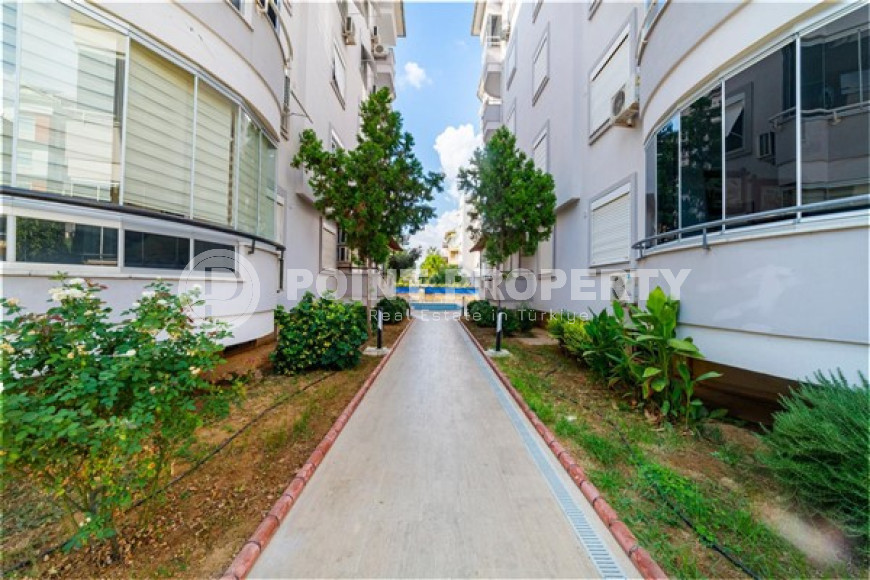 Atmospheric three-room apartment 120 m2, Alanya, lower Oba, in a low-rise complex from a famous developer-id-2789-photo-4