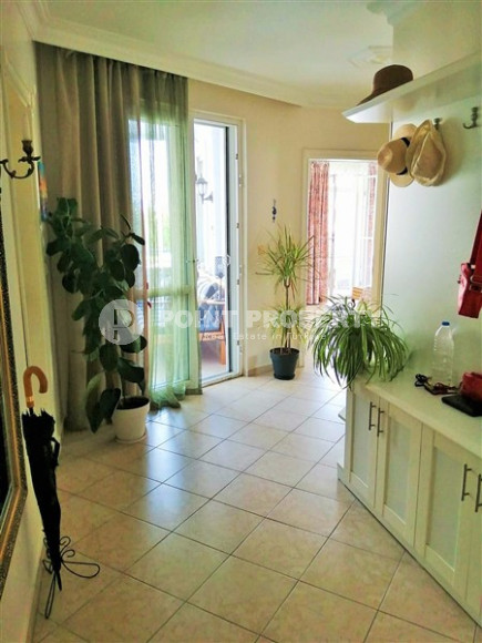 Ready to move in, three-room apartment, 120m², 450m from the sea in the Alanya area - Lower Oba-id-2790-photo-5
