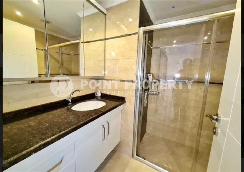Two bedroom apartment, 110 m², in a cozy premium complex in the center of Oba, Alanya-id-2791-photo-17