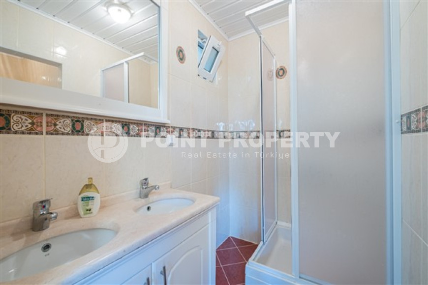 Роскошная 4+1 двухэтажная вилла, 280 м2, на участке земли 450 м2 Каргыджак, Аланья-id-2796-фото-14