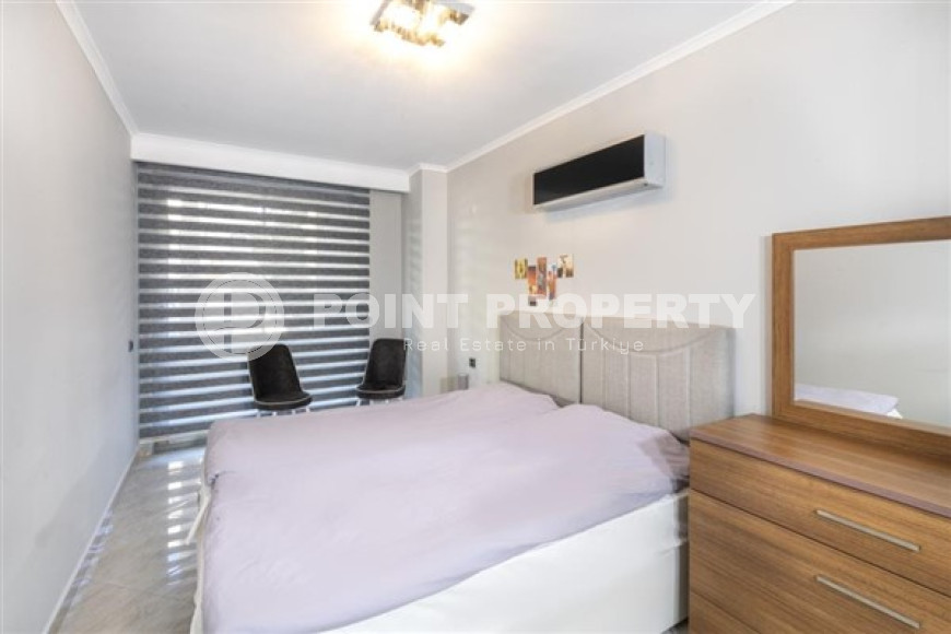 View five-room penthouse 4+1, for Turkish citizenship, 50 meters from the sea-id-2798-photo-16