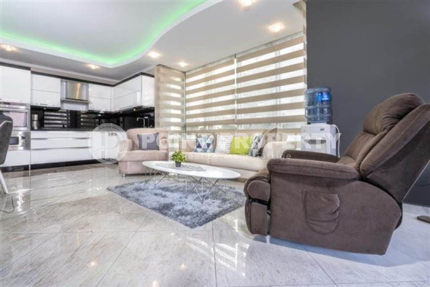 View five-room penthouse 4+1, for Turkish citizenship, 50 meters from the sea-id-2798-photo-25