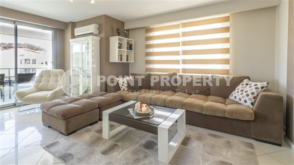 View five-room penthouse 4+1, for Turkish citizenship, 50 meters from the sea-id-2798-photo-31