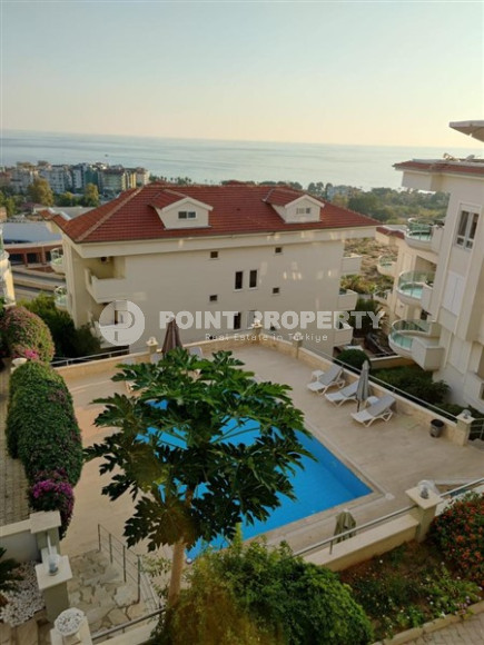 Видовая квартира  2+1, в малоэтажной комфортабельной резиденции, центр Аланьи, в 500 метрах от моря-id-2800-фото-4